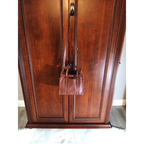 FOSSIL~ KINGSTON Satchel/Crossbody Cognac Leather Bag Logo - Picture 10 of 13